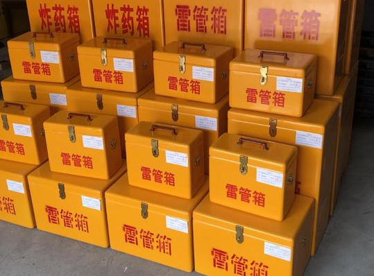 安州玻璃钢雷管箱的使用寿命一般是多少？